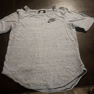 Nike T-shirt